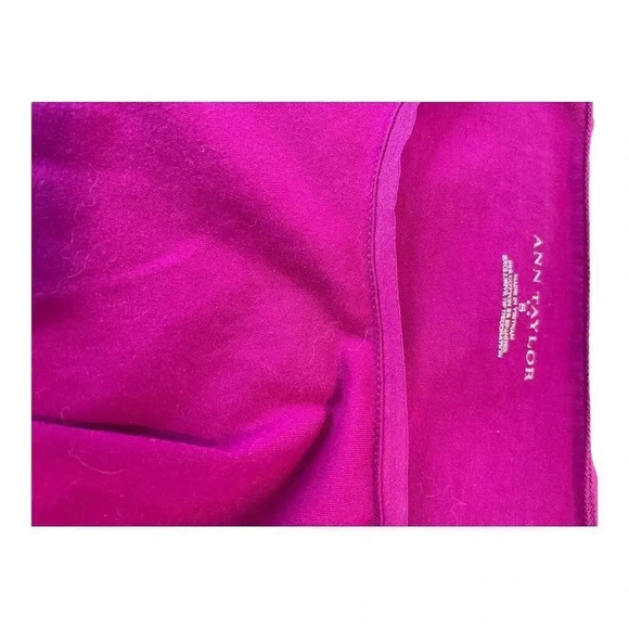 Ann Taylor Women’s Small Burgundy Long Sleeved Top - Picture 4 of 4